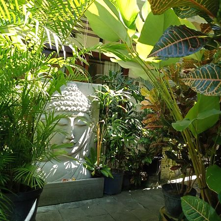 Rika Sanur Homestay Exterior photo